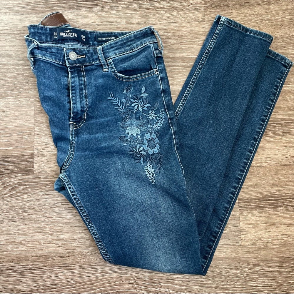 Hollister super high rise skinny Jean 9R